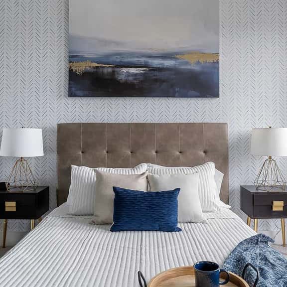 Sapphire Shores | Lakeside Escape, Pet Friendly - Image 1